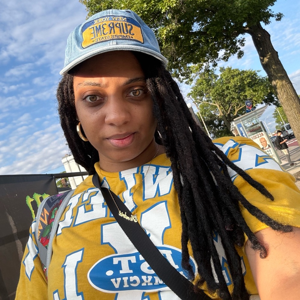 Meet your Posher, Malieka